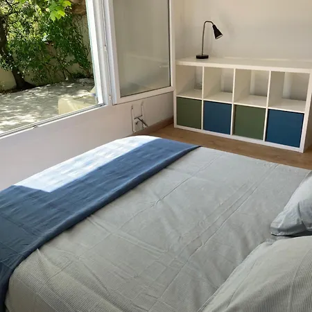 Maisonnette Avec Terrasse Et Patio A * Cassis